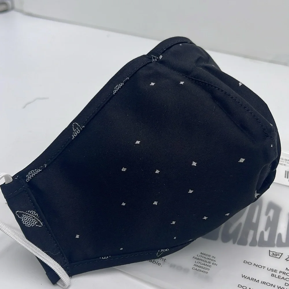 Black Patterned Face Mask TED BAKER LONDON Reversible Reusable FACE MASK NWT